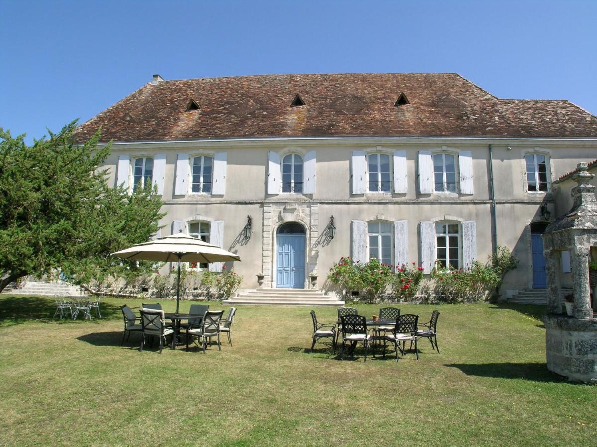 Chateau Du Bourbet Cherval Ngoại thất bức ảnh